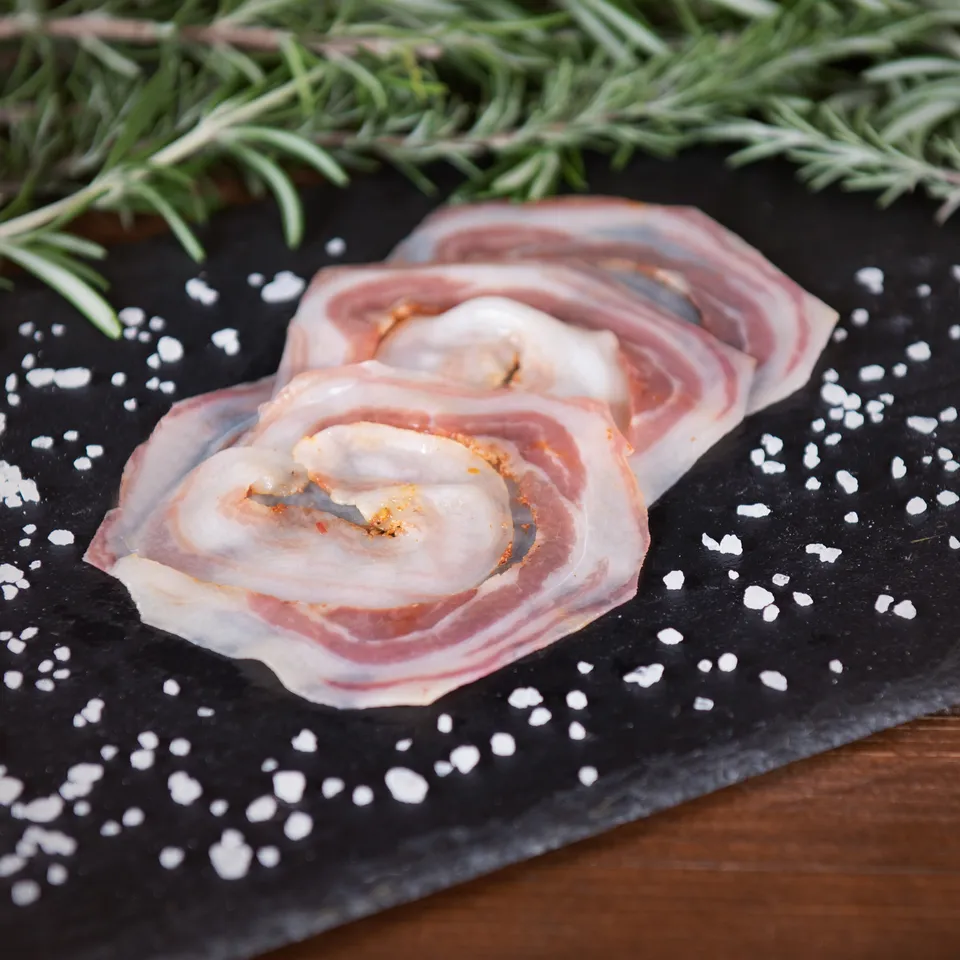 Tenuta Ara del Tufo Pancetta Arrotolata Stagionata Affettata Bio