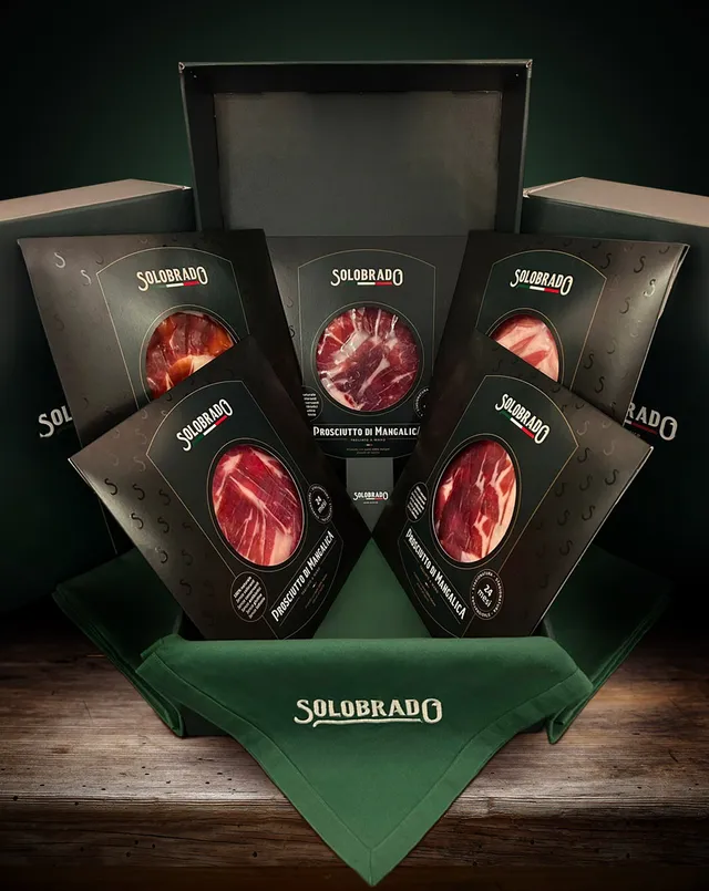 Solobrado Stagionate Prosciutto Mangalica 24 mesi coltello