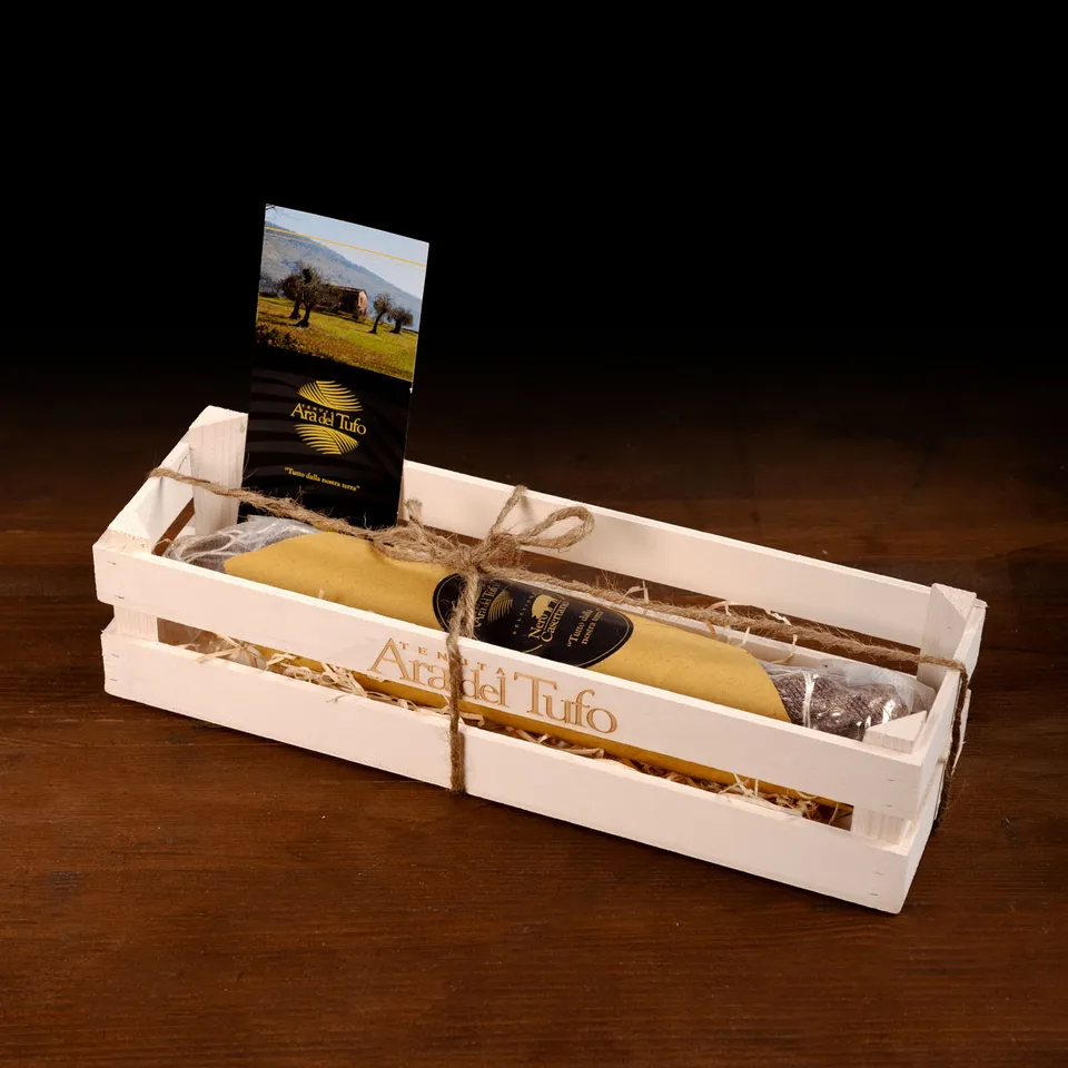 Tenuta Ara del Tufo Gift Box Cassetta con Salame alta salumeria