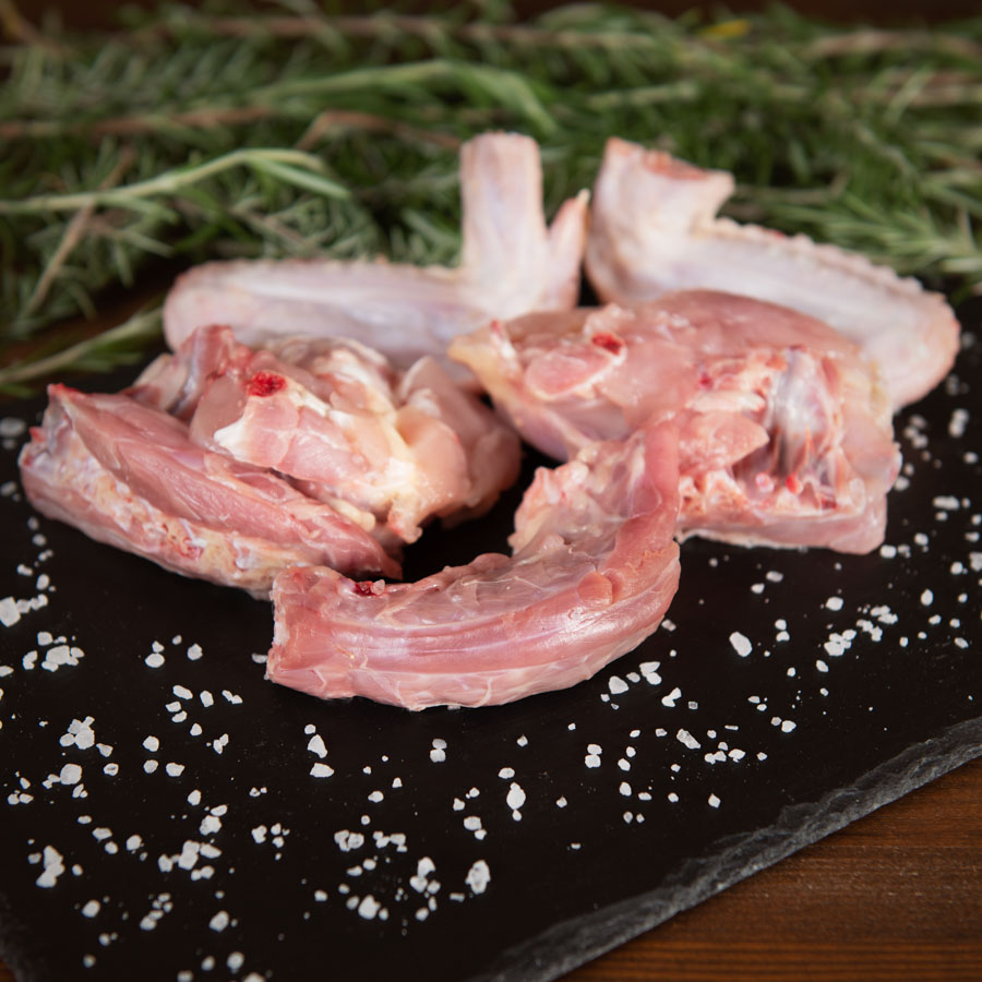 Tenuta Ara del Tufo Pollo Intero Carne Fresca Italiana