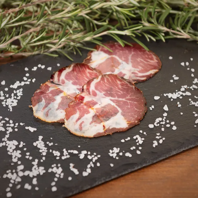 Tenuta Ara del Tufo Salumi Stagionati Lonza Affettata Bio